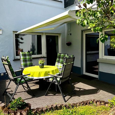 Deine-Eifel-Ferienwohnung Feusdorf Екстериор снимка