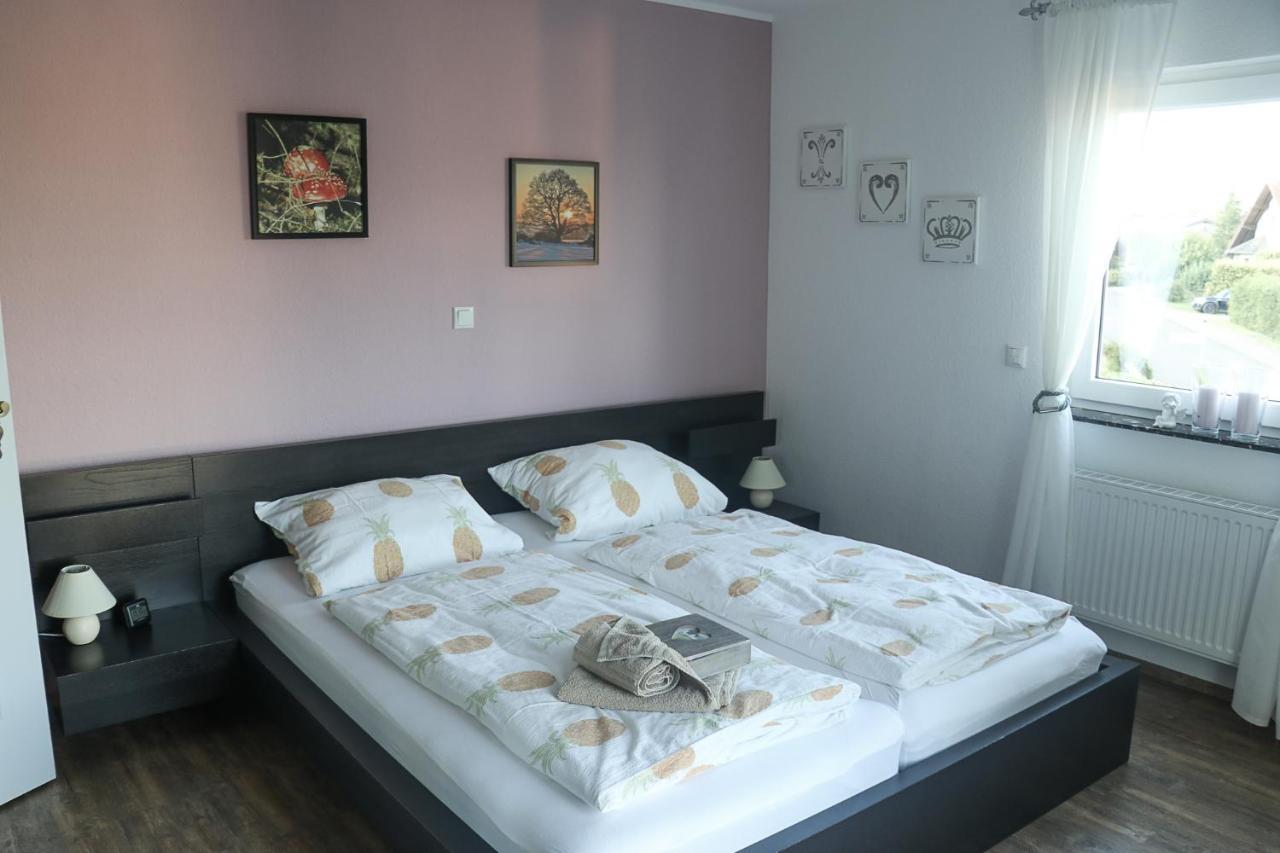 Deine-Eifel-Ferienwohnung Feusdorf Екстериор снимка